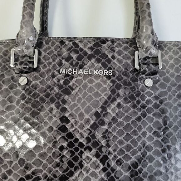 Michael Michael Kors Grey Snake Embossed Leather Medium Selma Tote - Picture 3 of 13